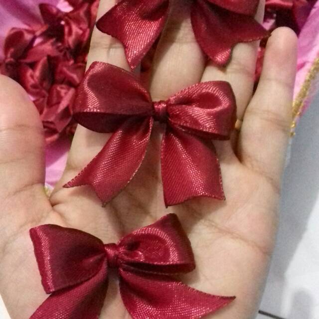 

Pita tempel 2cm / pita souvenir / pita satin tinggal tempel (100 pcs)