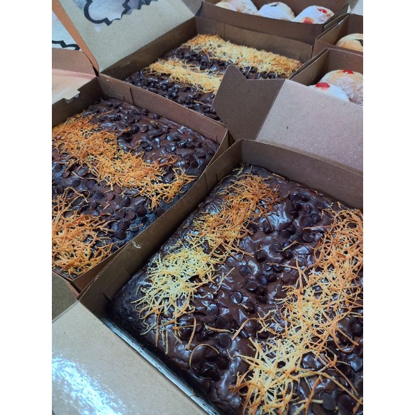 

brownies premium enak