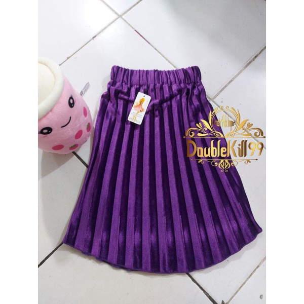 GROSIR ROK IMPORT / ROK 7/8 PLISKET BLUDRU VELVET PREMIUM  GLOSSY-UNGU TUA 1-3 TAHUN