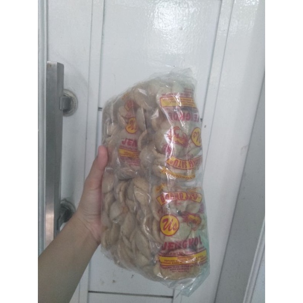 

Kerupuk Jengkol