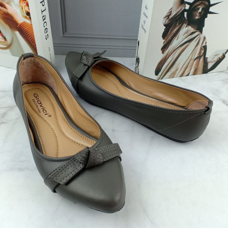 Sepatu Flat Wanita Slip On Bahan Sintetis Premium FR-07 GRAVICI