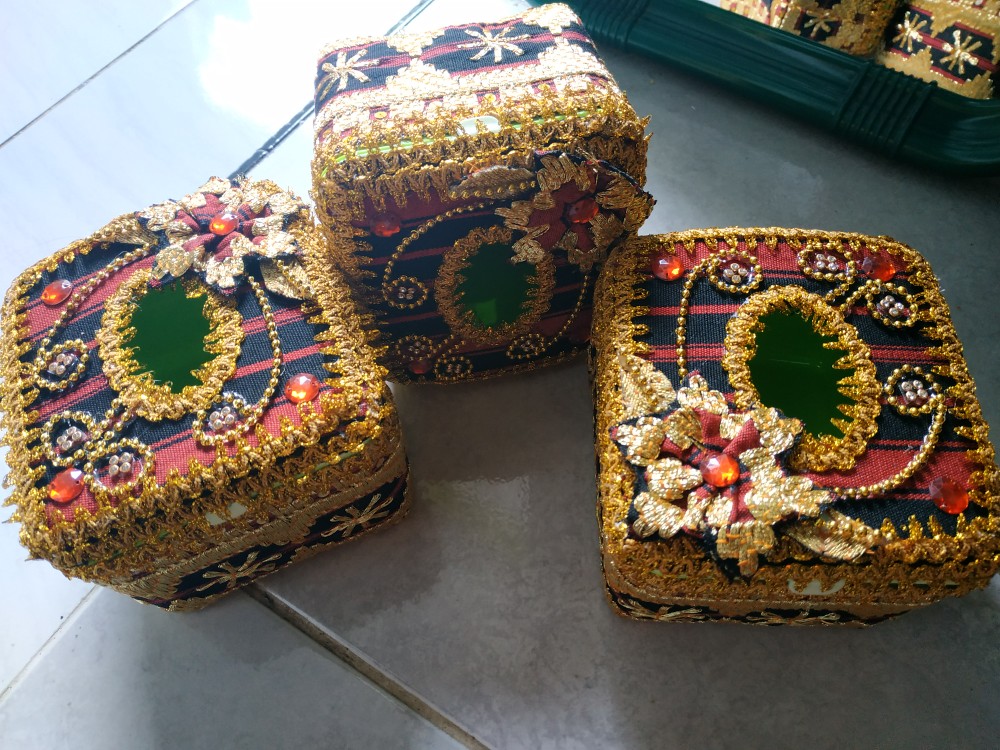 Kotak Tisu Tapis Lampung Kecil