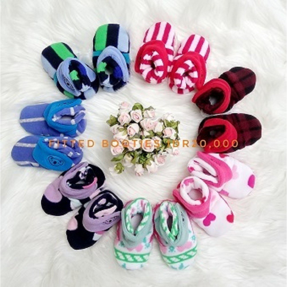 Cuddle Me Fitted Baby Booties Cuddleme Kaos Kaki Bayi Baby Socks Shoes WHS