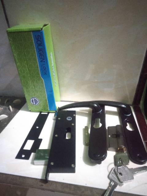 Handle pintu kawat nyamuk kunci pintu expanda soligen