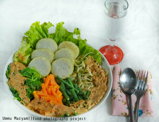 

Tanpa Cabe DOTABE - Bumbu Gado-gado Jawa Timuran Czhakrinala (Ex Bu Tien) | Toples netto 300 gr | Authentics Taste