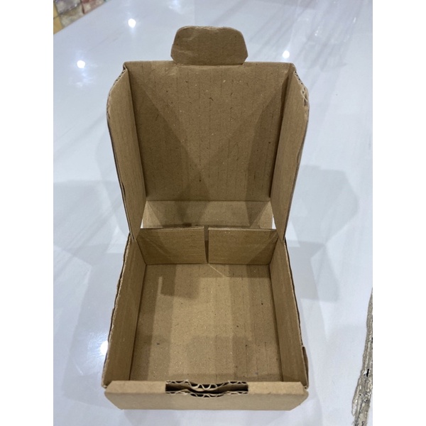 

kotak dus/ kardus/ kotak coklat/ kotak aksesoris/ kotak olshop 10x10x5cm