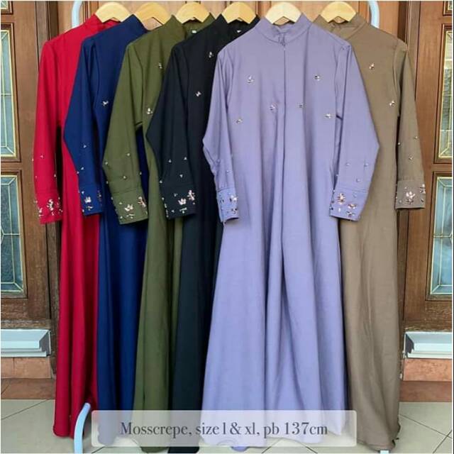 Gamis bahan moscrepe