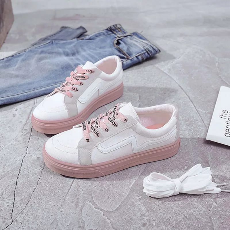 Sepatudari Karin Sepatu sneakers casual wanita sepatu santai wanita tali motif polos KR-SN091F