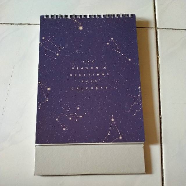 

Exo season greeting calendar 2019