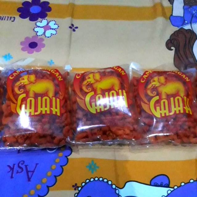 

Snack makaroni pedas gajah