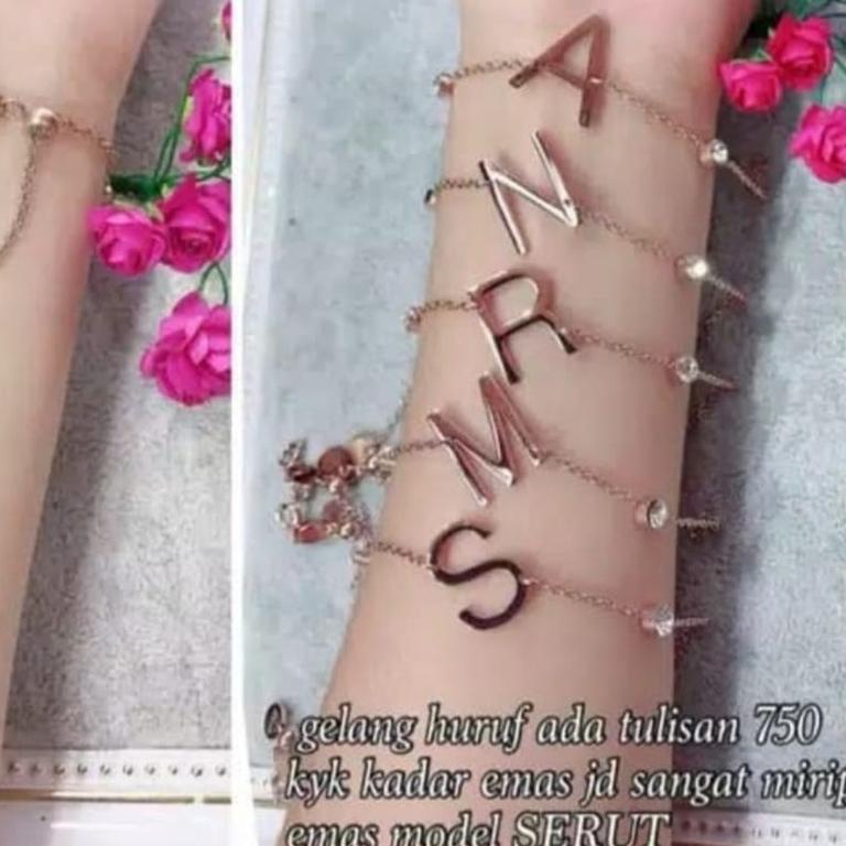  gelang tangan titanium huruf anti karat / gelang huruf import serut