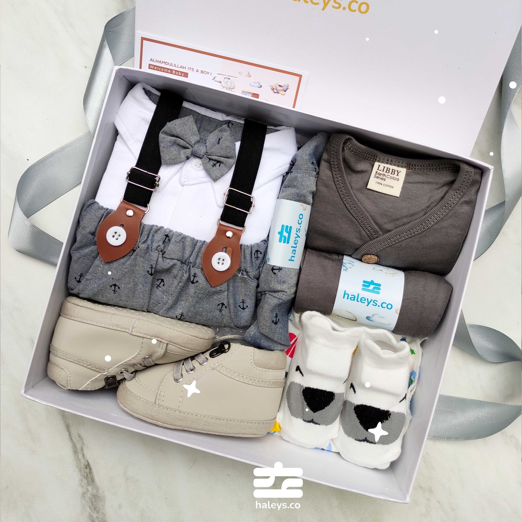 Haleys.co Tuxedo Grey Hampers Bayi Premium | Kado Bayi Newborn | Kado Bayi 6-12 Month | Hampers Baby Boy | Hampers Baby Girl | Gift Box Baby | Paket Kado Baju Bayi Lucu | Kado Lahiran | Set Tuxedo Baby Boy Keren