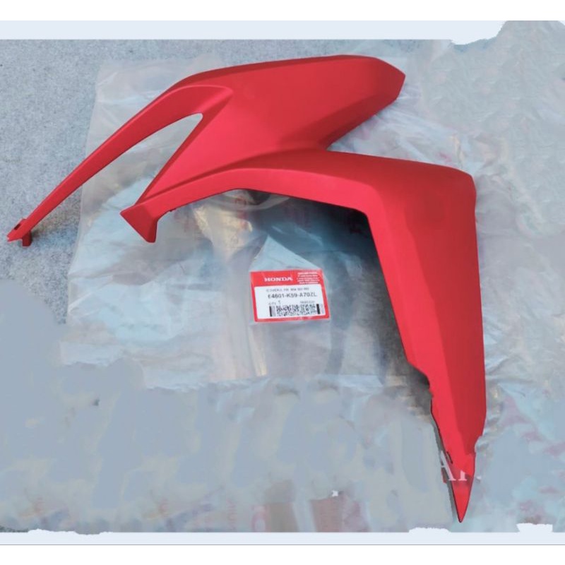 cover sayap vario 150 merah dof kiri 64601K59A70ZL. original ahm