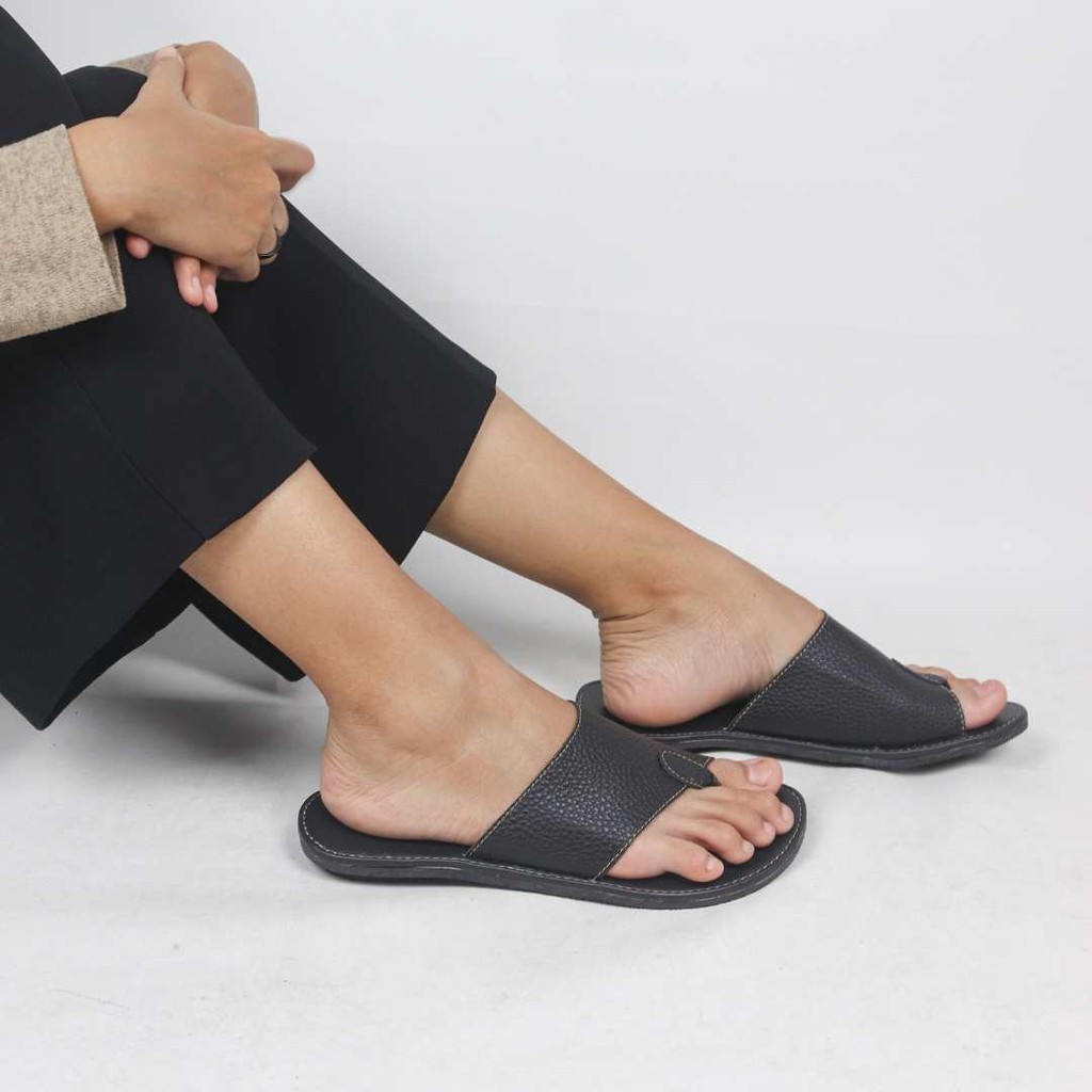 Sandal Papirut Look Up  Sandal Wanita Papirut Murah COD Sandal Kulit Jepit Jempol PSHBRS - BRISIA