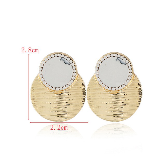 LRC Anting Tusuk Fashion Gold Color Pearl Decorated Earrings