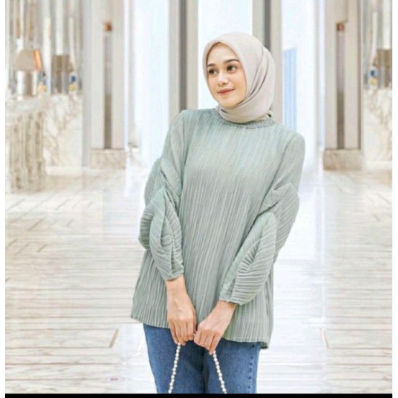 Vanillahijab Pleats Blouse / Pleats Blouse Vanilla Hijab / Vanilla Hijab Pleats Blouse / Pleats Blou