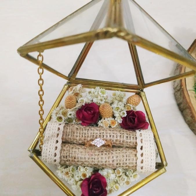 

AKSESORIS PERNIKAHAN RING BOX TERRARIUM HANTARAN NIKAH BEARER PERLENGKAPAN PESTA CRAFT