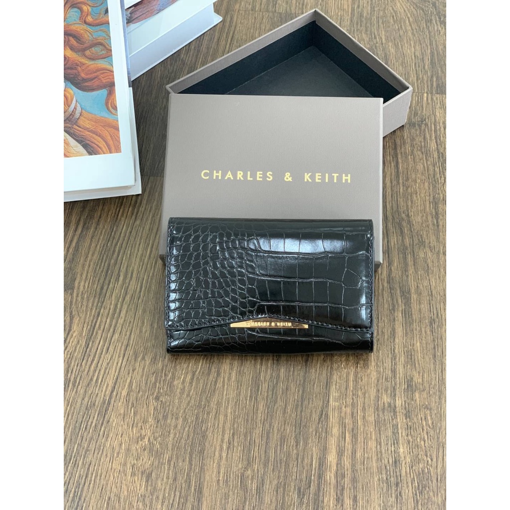 Dompet Wanita - Charles And Keith Wallet Import 412