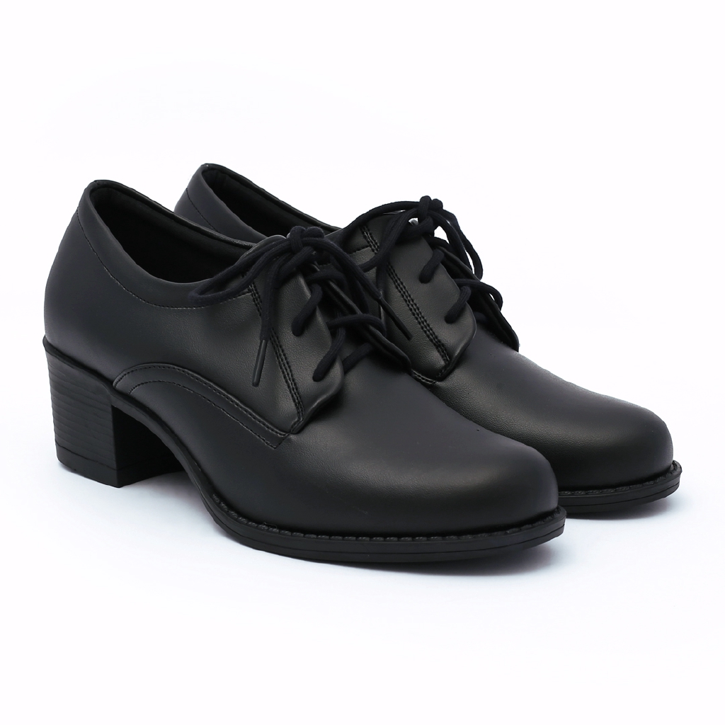 KHK by Khakikakiku Beverly Oxford Black