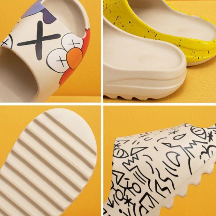 [DISCOUNT HVA56] MOVES Yeezy Slide Kanye Men's And Women's Casual Slippers Sandal Cowok Cewek Ready 