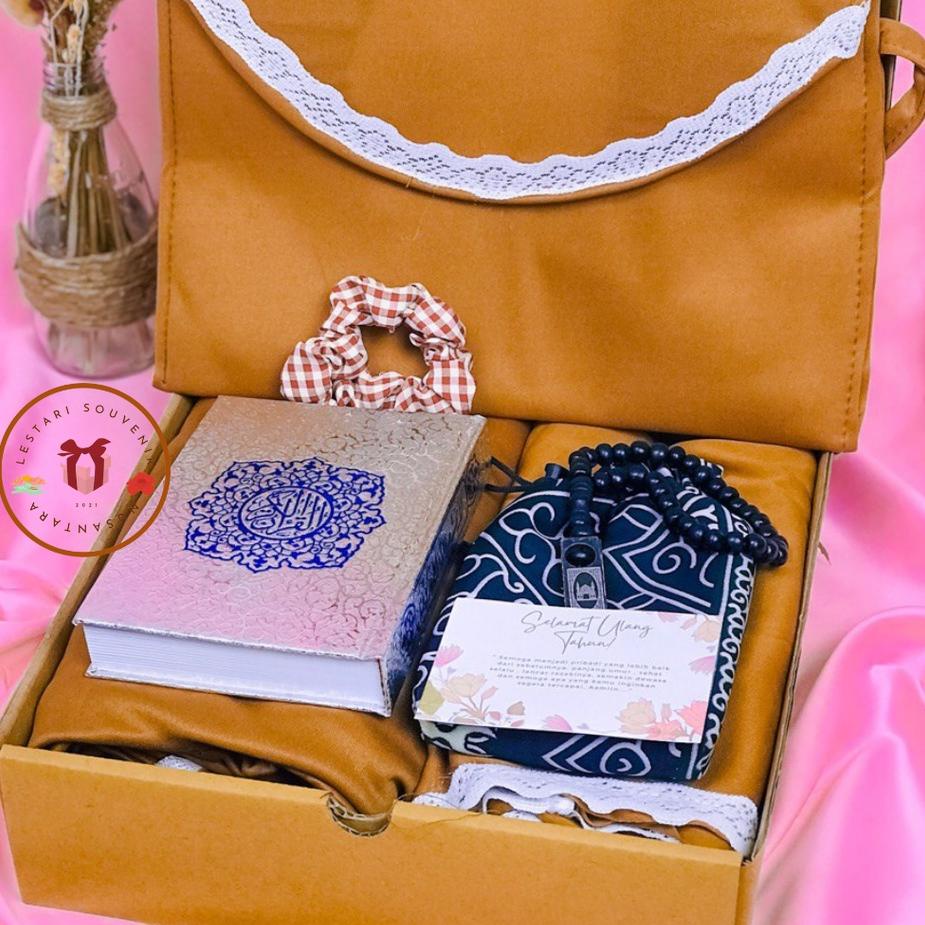 Promo  Bulan Ini|[Lestari Souvenir] Kado Ulang Tahun Anniversary Pacar |  | Hampers Cewek | Hampers 