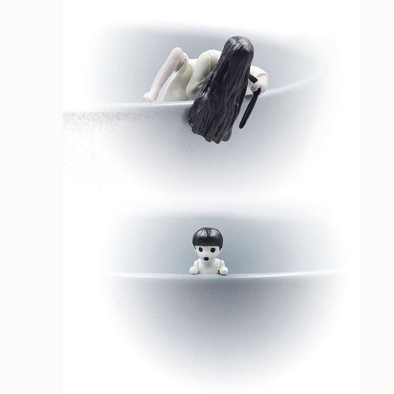 2pcs Mini Figure for Halloween Gift From Japan The Ring Sadako The Grudge Horror Film