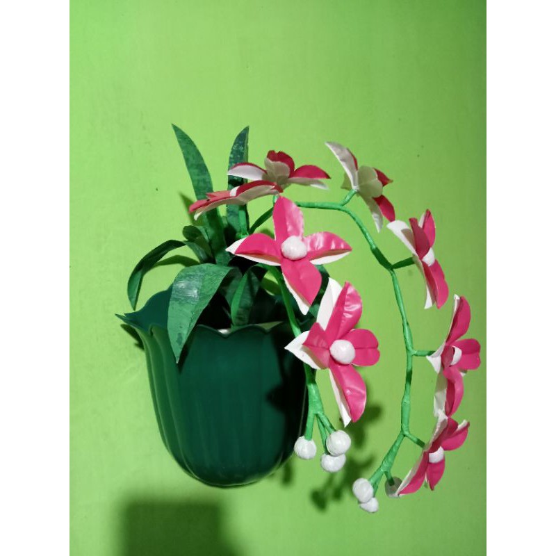 Kerajinan Tangan Bunga dari plastik kresek