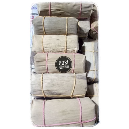 

Trasi udang rumahan bungkus daun pisang/ klaras kemasan 100gr