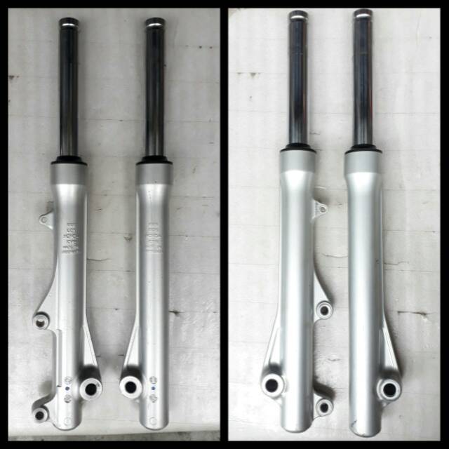 Skok Shock Shockbreaker Depan Kanan Kiri Honda New Scoopy LED Ban Donat Ring 12 Silver 2018 2019 202