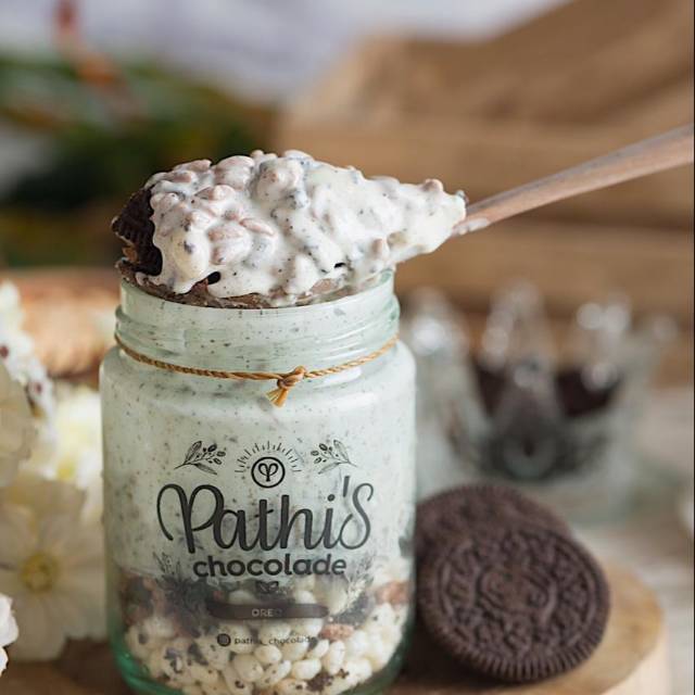 

Pathis coklat oreo yang enak banget dan lumer di mulut.dengan kwalitas coklat premium