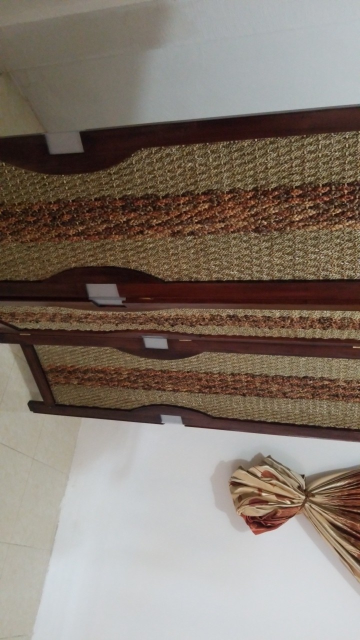 Penyekat Partisi Ruangan Alminy 4 Daun | Pembatas Sketsel Kayu | Wood Divider