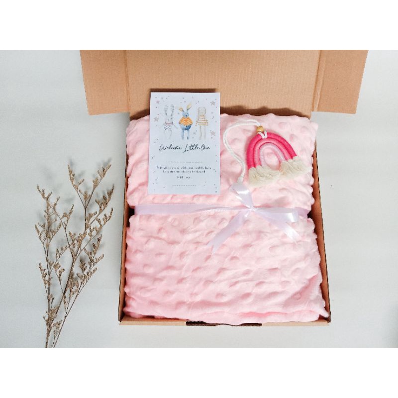 hampers bayi kado bayi selimut premium selimut bayi perempuan selimut laki-laki handuk bayi handuk anak bedong bayi jumper bayi by baby moonset