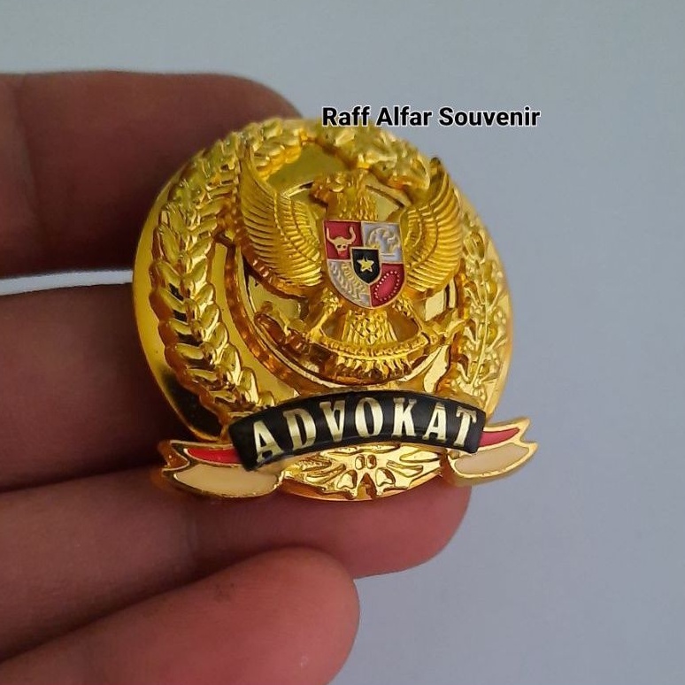 PIN ADVOKAT GARUDA ~ LENCANA ADVOKAT
