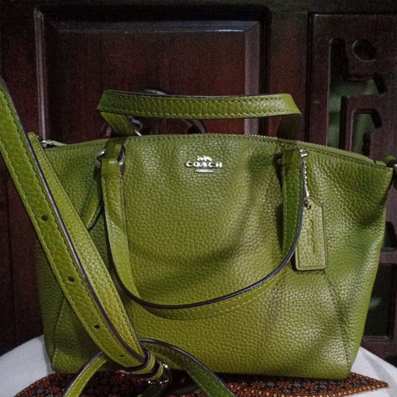 COACH KESLEY ORI COUNTER