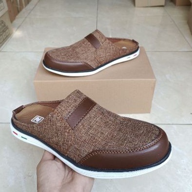 Sepatu Selop Pria Kasual Slip On Rajut