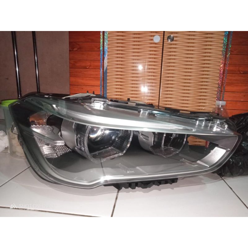 Headlamp BMW X1 Tahun 2017