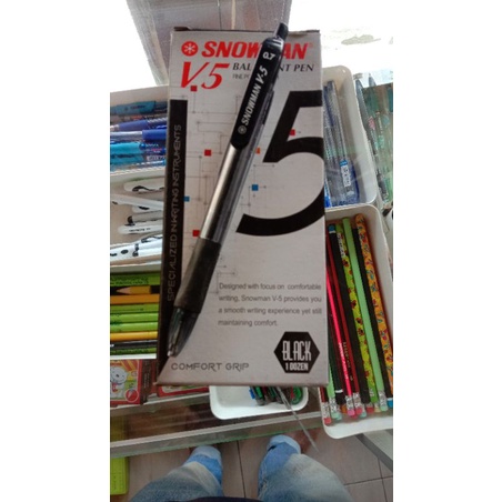 

SNOWMAN V5 BALPOINT PEN 0.7mm (hitam)