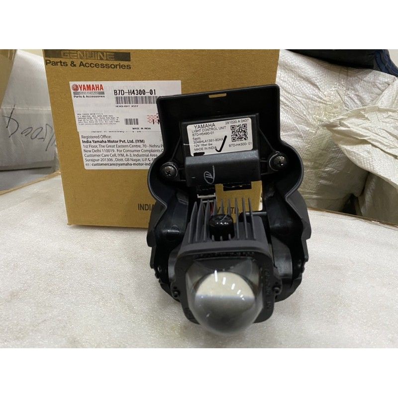 HEADLIGHT ASSY , LAMPU DEPAN ASSY YAMAHA MT15 MT 15 ORIGINAL B7D-H4300