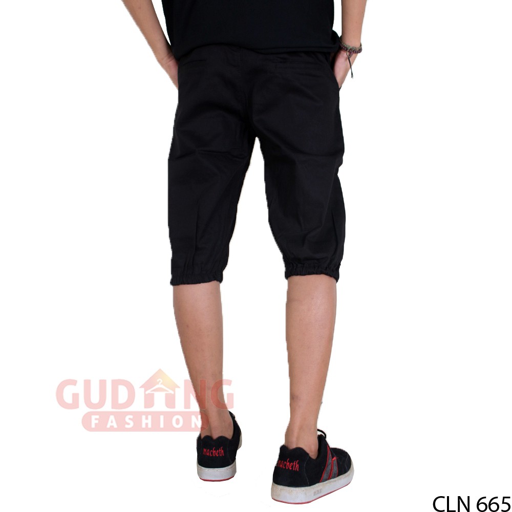 Celana Jogger Pendek Pria - CLN 665