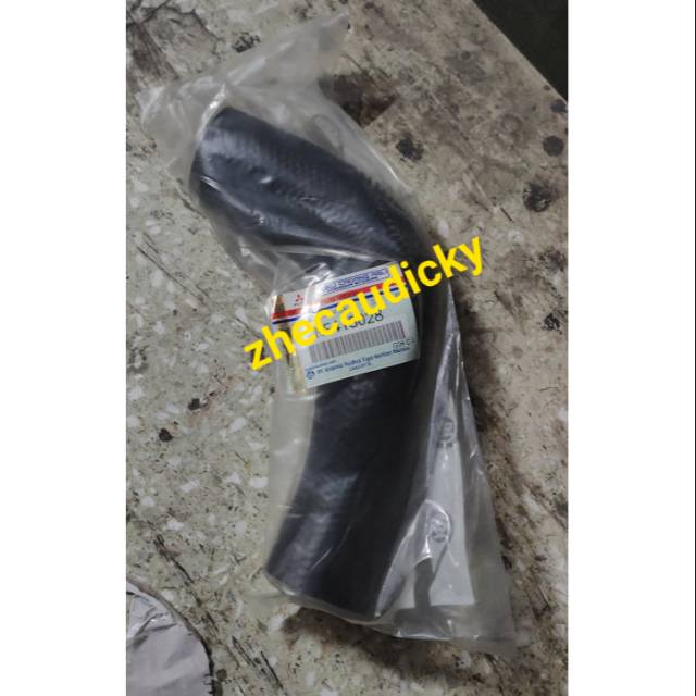 Slang radiator atas canter turbo ps110 ps125 ORI atas