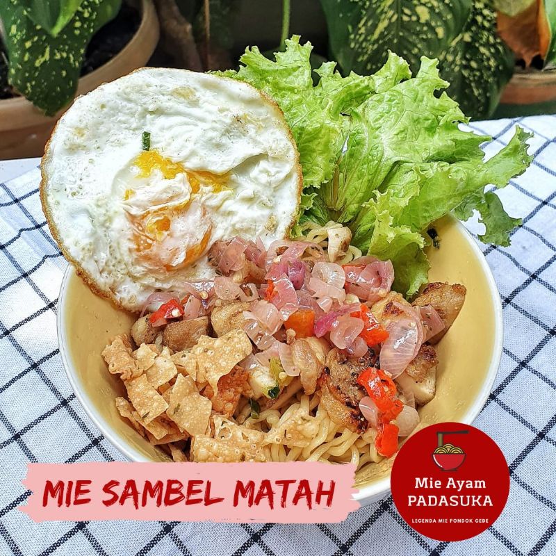 

Frozen mie ayam sambal matah