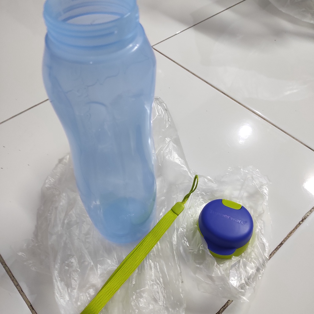 TUPPERWARE BOTOL MINUM 1 LITER