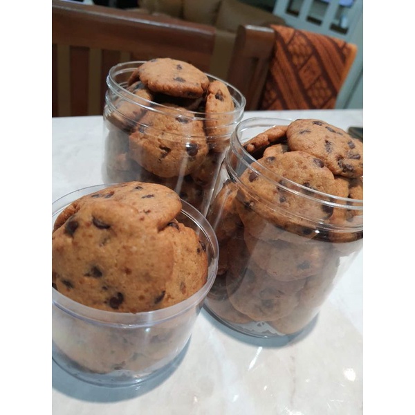 

CLASSIC CHOCHO CHIPS COOKIES -->>> KUE LEBARAN