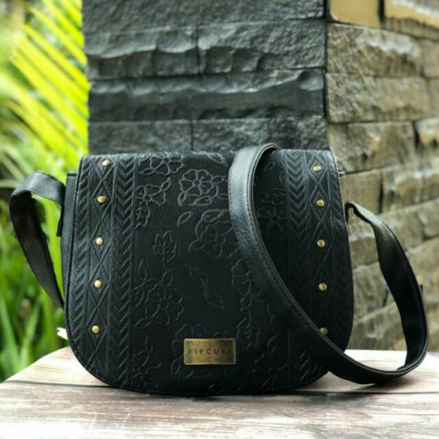 Black Sands Saddle Bag Black - Tas Selempang Original -  Rip Curl Original