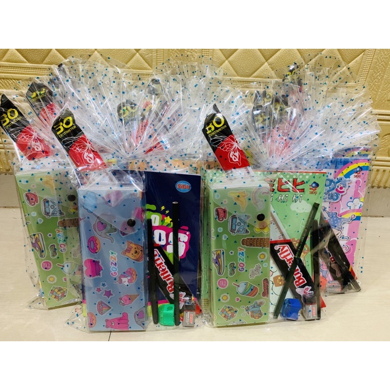 

sofenir satu set alat tulis