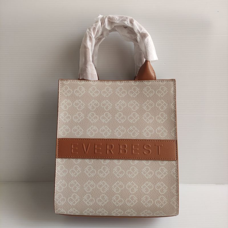 Preloved (Brand New) Tas Everbest Lynzea - Warna Almond
