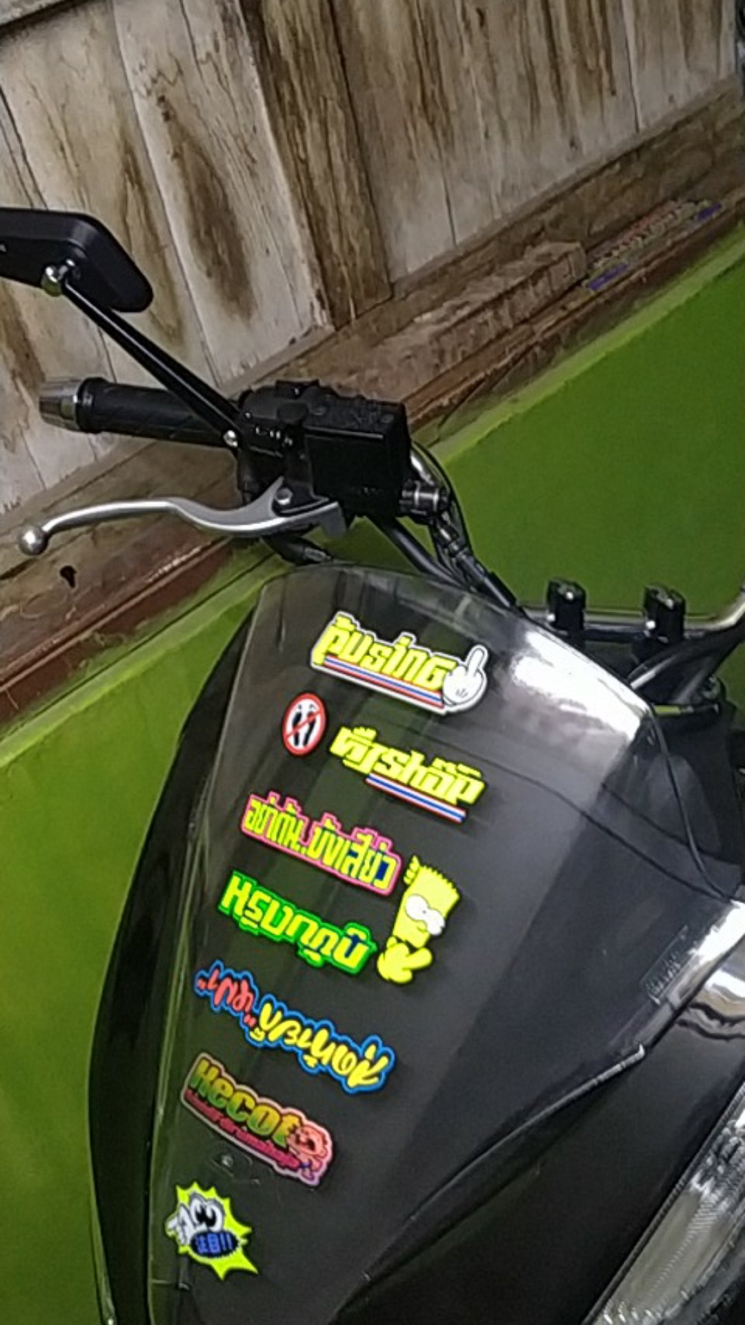 Visor pcx windsield pcx lokal bening termasuk stiker Visor pcx windsield pcx lokal bening termasuk stiker