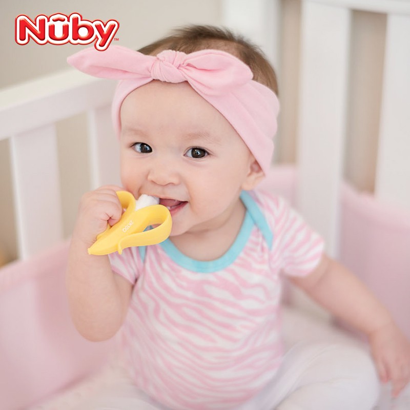 Nuby Banana Tooth brush / teether banana / gigitan bayi / teether bayi / baby teether