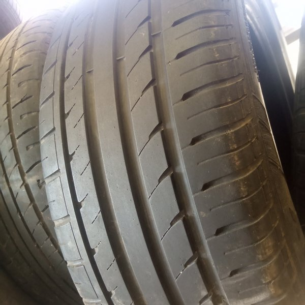 BAN MOBIL SECOUND 235-55-18