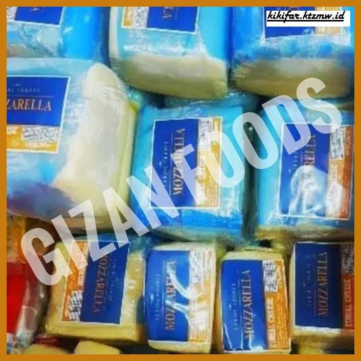 

Ujekujek- Keju Mozarela Halal Impor Perancis 1 Kg -Original.